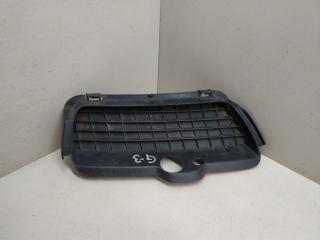 заглушка (решетка) в бампер Volkswagen Golf 3 поколение 1995, 1H6853665