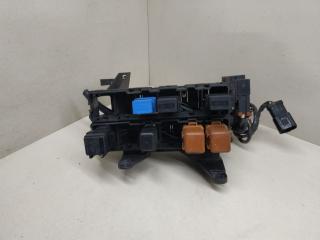 блок предохранителей Nissan Primera P11 2000, 7154-3087
