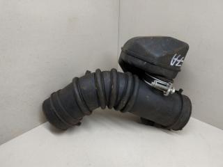 патрубок воздушного фильтра Toyota Avensis 1 поколение (T220) 1999, 17881-02090