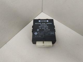 блок управления центральным замком Toyota Avensis 1 поколение (T220) 1998, 89741-05010, 05810700
