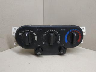 блок управления печки / климат-контроля Mazda Tribute 1 поколение 2001, KED38E