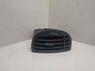 дефлектор обдува салона Citroen Saxo 1 поколение S0 1998, 1.0 л., i, CDY (TU9M), бензин, 5МКПП, красный, хетчбэк 3 дв., передний привод, 9617705677