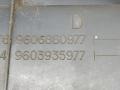 пластик Citroen Saxo 1 поколение S0 1998, 1.0 л., i, CDY (TU9M), бензин, 5МКПП, красный, хетчбэк 3 дв., передний привод, 9606860977, 9603935977 - фото №3