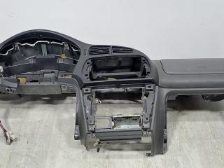 панель передняя салона (торпедо) Mitsubishi Colt 5 поколение (CJO) 1998, 1.3 л., i, 4G13 (12V), бензин, 5МКПП, голубой металлик, хетчбэк 3 дв., передний привод, MR756079