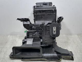корпус отопителя (печки) Renault Modus 1 поколение 2004, 1.4 л., i, K4J 770, бензин, 5МКПП, красный, хетчбэк 5 дв., передний привод, 8200132876