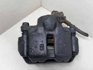 суппорт передний левый Mitsubishi Colt 5 поколение (CJO) 1998, 1.3 л., i, 4G13 (12V), бензин, 5МКПП, голубой металлик, хетчбэк 3 дв., передний привод, MB928424