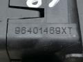 кнопка стеклоподъемника двери Peugeot 1007 1 поколение 2007, 1.6 л., HDi, 9HZ (DV6TED4), дизель, МКПП, серебристый, хетчбэк 3 дв., передний привод, 96401469XT - фото №4