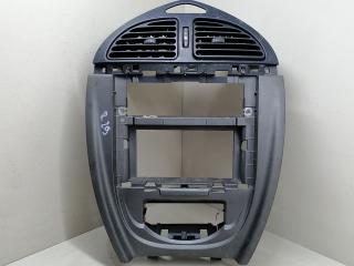 рамка под магнитолу Citroen C5 1 поколение [рестайлинг] 2007, 1.6 л., HDi, 9HZ (DV6TED4), дизель, МКПП, темно-серый, хетчбэк 5 дв., передний привод, 9650443077