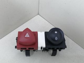 кнопка аварийной сигнализации Renault Megane 2 поколение 2003, 1.4 л., i, K4J 730, бензин, МКПП, серебристый, хетчбэк 5 дв., передний привод, 8200095493, 8200109723, 8200107808, 88040001, 88040002, 88040003
