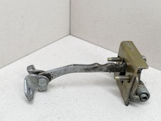 ограничитель открывания двери Peugeot 406 1 поколение 1998, 1.9 л., TD, DHX (XUD9TE), дизель, 5МКПП, зелёный, передний привод, 9181A0