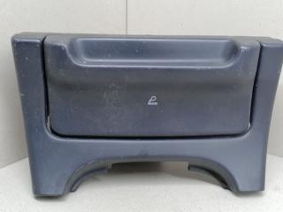 пепельница Renault Laguna 1 поколение 1998, 1.6 л., i, K4M 720, бензин, МКПП, зелёный, хетчбэк 5 дв., передний привод, 7700419401, 7700822865, 7700832545, 7700425259, 7700425258