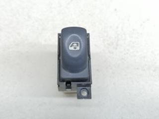 кнопка стеклоподъемника двери Renault Laguna 1 поколение 1998, 1.6 л., i, K4M 720, бензин, МКПП, зелёный, хетчбэк 5 дв., передний привод, 7700417484B