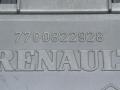 блок управления стеклоподъемниками Renault Laguna 1 поколение 1998, 1.6 л., i, K4M 720, бензин, МКПП, зелёный, хетчбэк 5 дв., передний привод, 7700822928 - фото №3