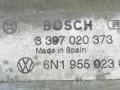 механизм стеклоочистителя (трапеция дворников) Volkswagen Polo 3 поколение 1996, 1.4 л., i, APQ, бензин, МКПП, зелёный, хетчбэк 5 дв., передний привод, BOSCH, 3397020373, 6N1955023C - фото №3