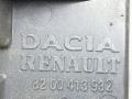Крепление бампера заднего Dacia Logan 1 поколение [рестайлинг] 2007, 1.5 л., DCi, дизель, МКПП, серебристый, универсал, передний привод, 8200413932 - фото №3