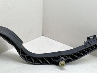 педаль Volkswagen Polo 3 поколение 1996, 1.4 л., i, APQ, бензин, МКПП, зелёный, хетчбэк 5 дв., передний привод, 6N1721511B