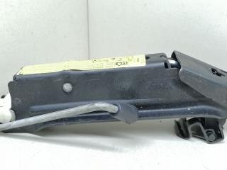 домкрат Skoda Octavia 2 поколение (A5) 1Z 2006, 1.9 л., TDi, BJB, дизель, 5МКПП, бежевый, хетчбэк 5 дв., передний привод, 1K0011031G