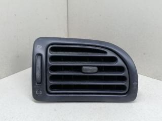 дефлектор обдува салона Peugeot 406 1 поколение 1998, 1.9 л., TD, DHX (XUD9TE), дизель, 5МКПП, зелёный, передний привод, 223344D