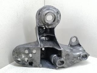 кронштейн двигателя Volkswagen Passat B5 3B5 1997, 1.9 л., TDi, дизель, МКПП, серебристый, седан, передний привод, 4B0199351A