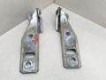 петля капота Volkswagen Bora 1 поколение 2002, 1.9 л., TDi, ATD, дизель, 5МКПП, серебристый, седан, передний привод - фото №2