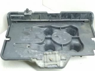 полка аккумулятора Volkswagen Bora 1 поколение 2002, 1.9 л., TDi, ATD, дизель, 5МКПП, серебристый, седан, передний привод, 1J0915333