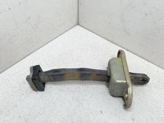 ограничитель открывания двери Mitsubishi Lancer 6 поколение 1994