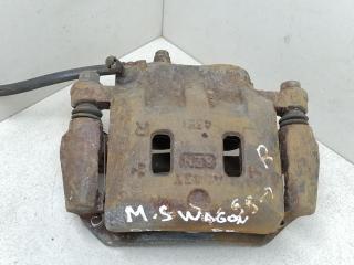 суппорт передний правый Mitsubishi Space Wagon 3 поколение (Typ N50) 2001