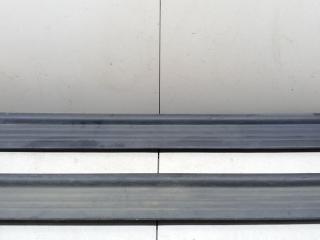 накладка на порог внутренняя Mitsubishi Lancer 6 поколение CB4A 1996, 1.6 л., i, 4G92 (SOHC 16V), бензин, МКПП, синий, седан, передний привод, MB817366, MB817365