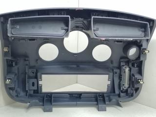 рамка под магнитолу Renault Scenic 2 поколение 2005, 1.9 л., DCi, дизель, 5МКПП, зелёный, минивэн, передний привод, 8200140713, 8200140724, 8200140720, 8200233723