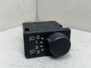 кнопка корректора фар Nissan Almera N16 2000, 2.2 л., DTi, YD22DDT, дизель, 5МКПП, серебристый, хетчбэк 5 дв., передний привод, 37090A