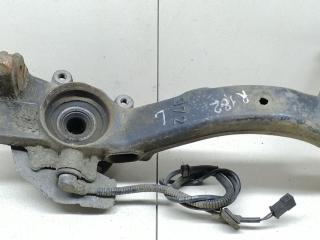 ступица передняя левая Audi A4 B5 1997, 1.9 л., TDi, AHU, дизель, 5МКПП, зелёный, седан, 8D0407257