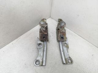 петля капота Hyundai Santamo 1 поколение 1999, 2.0 л., i, бензин, 5МКПП, серебристый, минивэн, передний привод