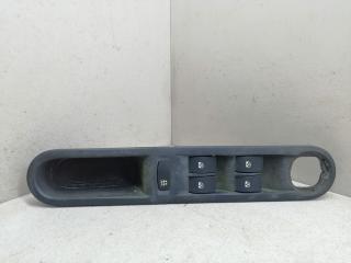 кнопка стеклоподъемника двери передней левой Renault Espace 4 поколение 2004, минивэн, 8200328426