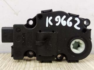 моторчик заслонки печки Mercedes-Benz R-Класс W251 V251.165 2006, 3.5 л., i, M 272.967, бензин, АКПП, фиолетовый, минивэн, полный привод, EFB336