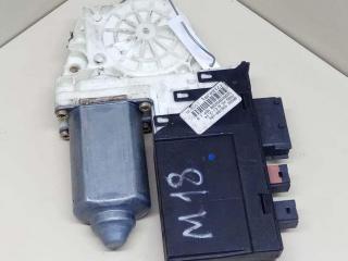 моторчик стеклоподъемника передний правый Citroen C5 1 поколение 2002, 2.2 л., HDi, 4HX (DW12TED4/FAP), дизель, МКПП, серебристый, универсал, передний привод, 9637541380, BROSE, 104997-105