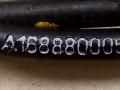 трос капота Mercedes-Benz A-Класс W168 2001, 1.7 л., OM 668.942, дизель, МКПП, красный, передний привод, A1688800059 - фото №4