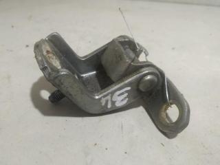 петля двери Nissan X-Trail T30 2003