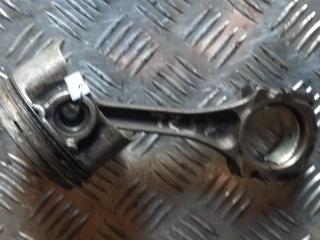 поршень Mazda 323F BJ 2000, 1.5 л., i, бензин, ZL