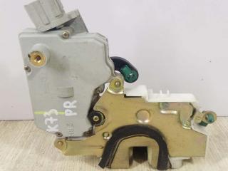 замок двери передней правой Nissan Primera P11 2000, 2.0 л., CD20T, дизель, МКПП, зеленый, хетчбэк 5 дв., передний привод