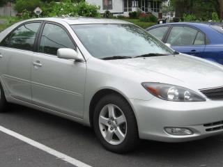 стекло двери передней правой Toyota Camry XV30 2003