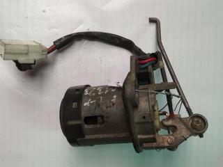 замок багажника Mazda 323 5 поколение 1996, хетчбэк 5 дв.