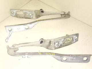 петля капота левая Peugeot 307 1 поколение 2005, 1.6 л., HDi, дизель, МКПП, серебристый, универсал, передний привод