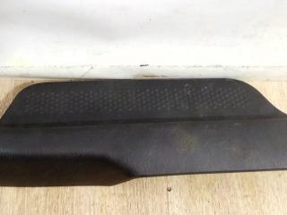 накладка на порог внутренняя Mazda 323 6 поколение 1999