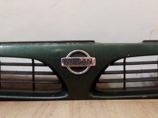 решетка радиатора Nissan Almera N15 1997