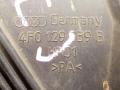 воздуховод (дефлектор) радиатора Audi A6 4F/C6 2006, 3.2 л., i, BKH, бензин, АКПП, тёмно-синий, седан, передний привод, 4F0129739B - фото №2