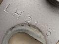 петля крышки багажника Audi A6 4F/C6 2006, 3.2 л., i, BKH, бензин, АКПП, серебристый, седан, передний привод, 4F5827301 - фото №2