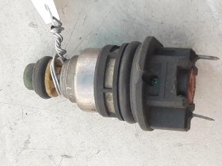 форсунка Volkswagen Passat B3 1991, 1.8 л., i, бензин, 280155600