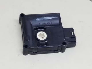 моторчик заслонки печки Audi A6 4F/C6 2006, 3.2 л., i, BKH, бензин, АКПП, тёмно-синий, седан, передний привод, 132801359