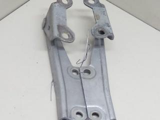 петля капота Mitsubishi Carisma 1 поколение 1997