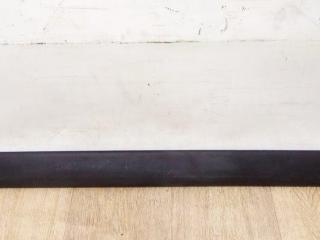 молдинг двери передней правой Suzuki Wagon R 2 поколение 2001, 77533-83E00